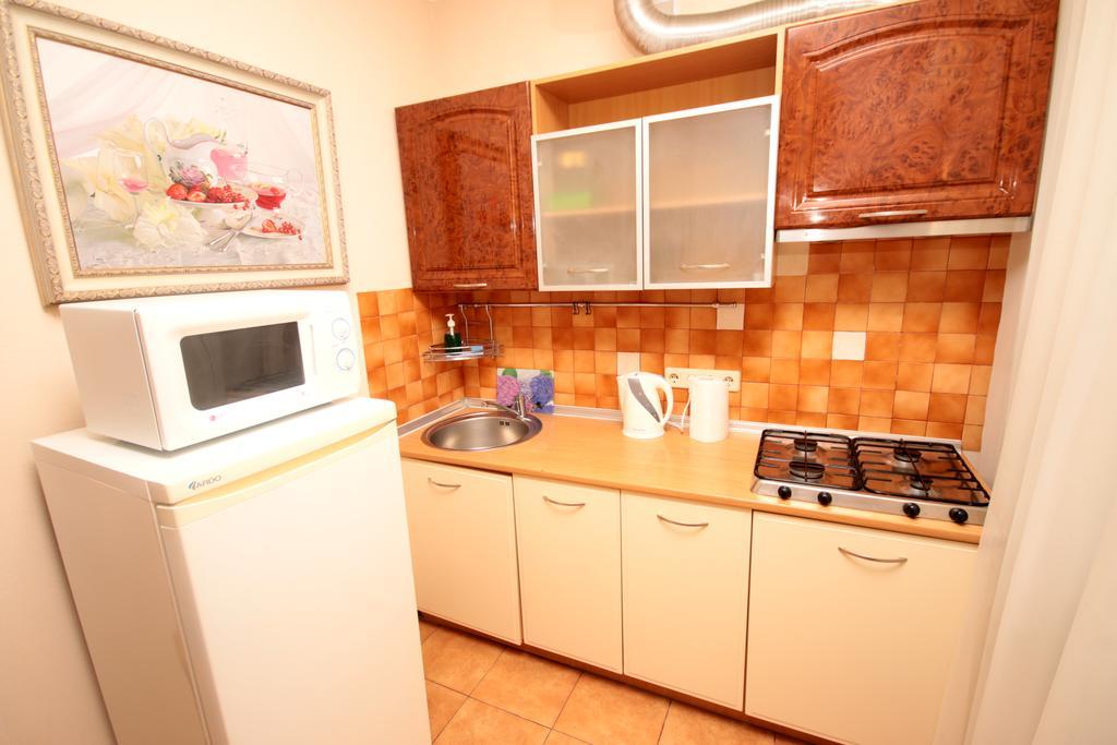 Inn Home Apartments In Kiev Center Екстериор снимка